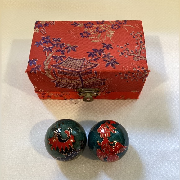 Vintage Chinese Cloisonné Ball Set of 2 In Box - Picture 3 of 6